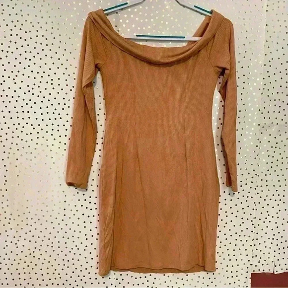 Privacy Please Revolve Silas Off The Shoulder Ribbed Long Sleeve - Picture 4 of 6